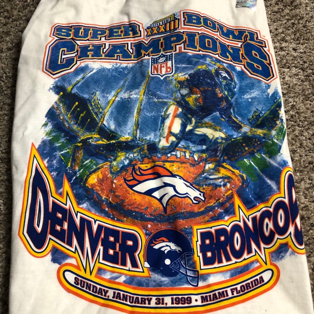 Broncos 1999 SuperBowl Starter Locker Tee